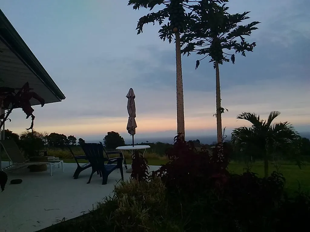 Ferienhaus Puumoi Pink House And Sunrise Studio Papaikou